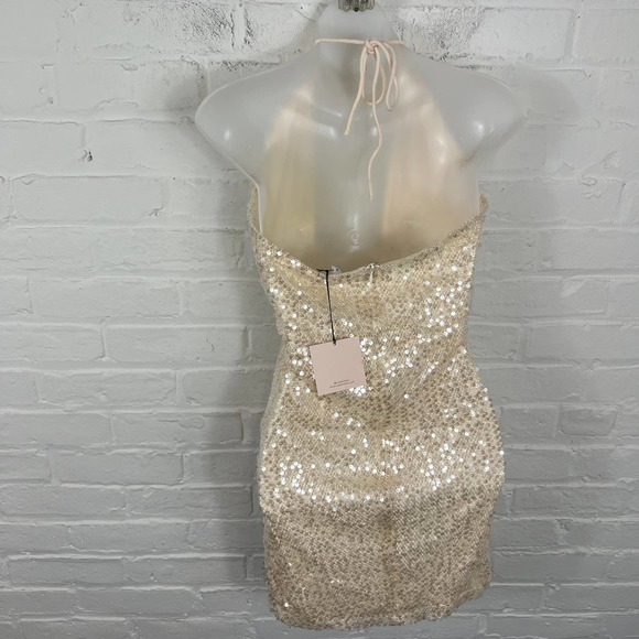 Revolve Women Superdown Alaviv Cut Out Mini Dress Halter Neck Cream Size M NWT - Picture 5 of 6